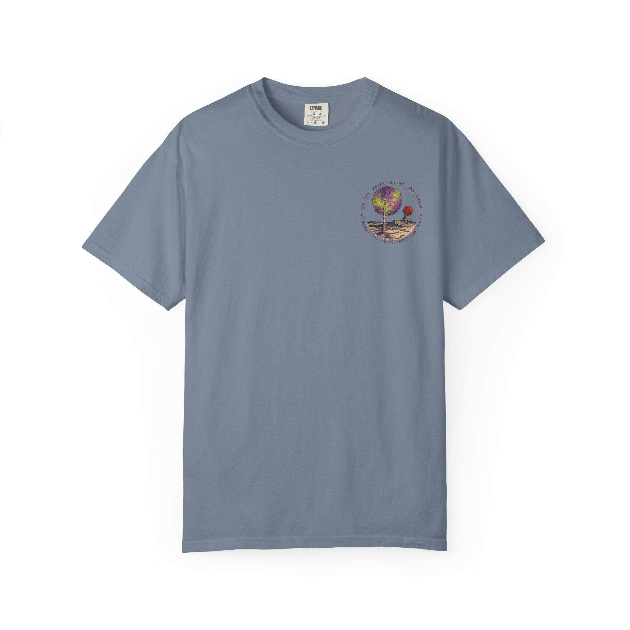 Astronaut Relaxing Tee — Space Lounge Graphic T-Shirt
